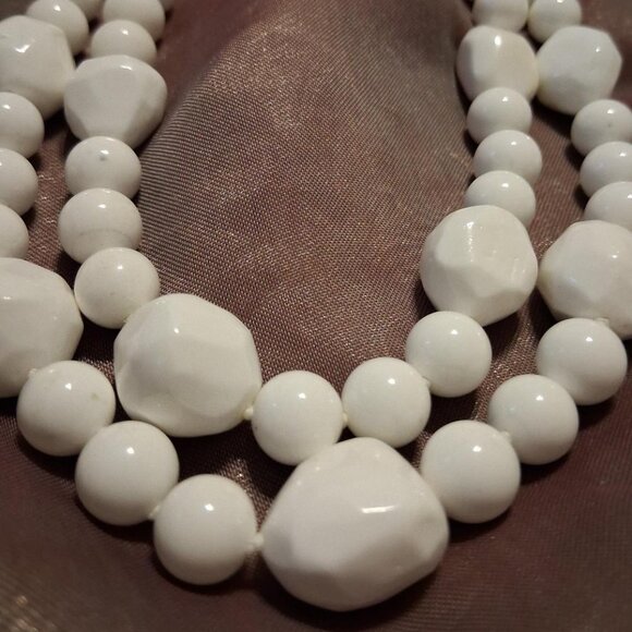 Vintage Double Strand Milk Glass Irregular Shaped Beaded Necklace - Picture 3 of 4